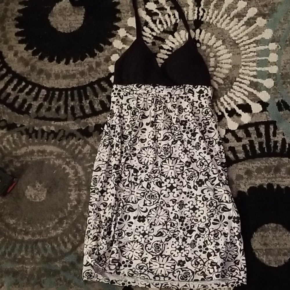 Vanity black and white dress